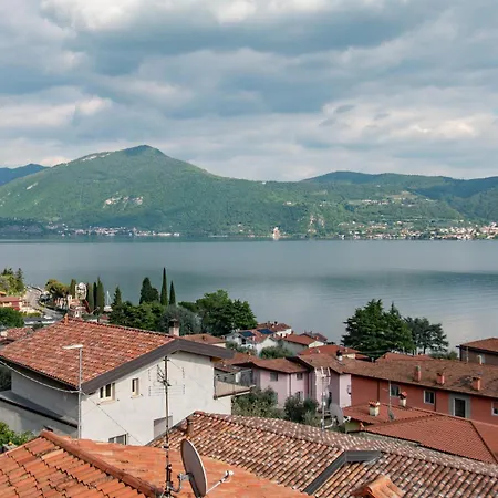 Apartment Casa Di Emilia Iseo